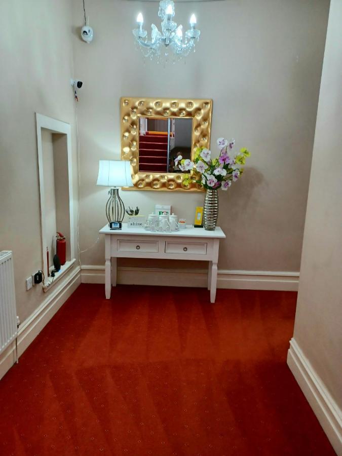 Gabriel Guesthouse Rhyl Esterno foto