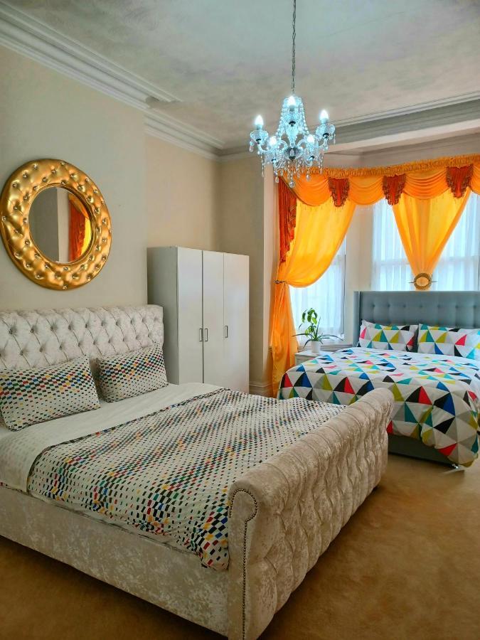 Gabriel Guesthouse Rhyl Esterno foto