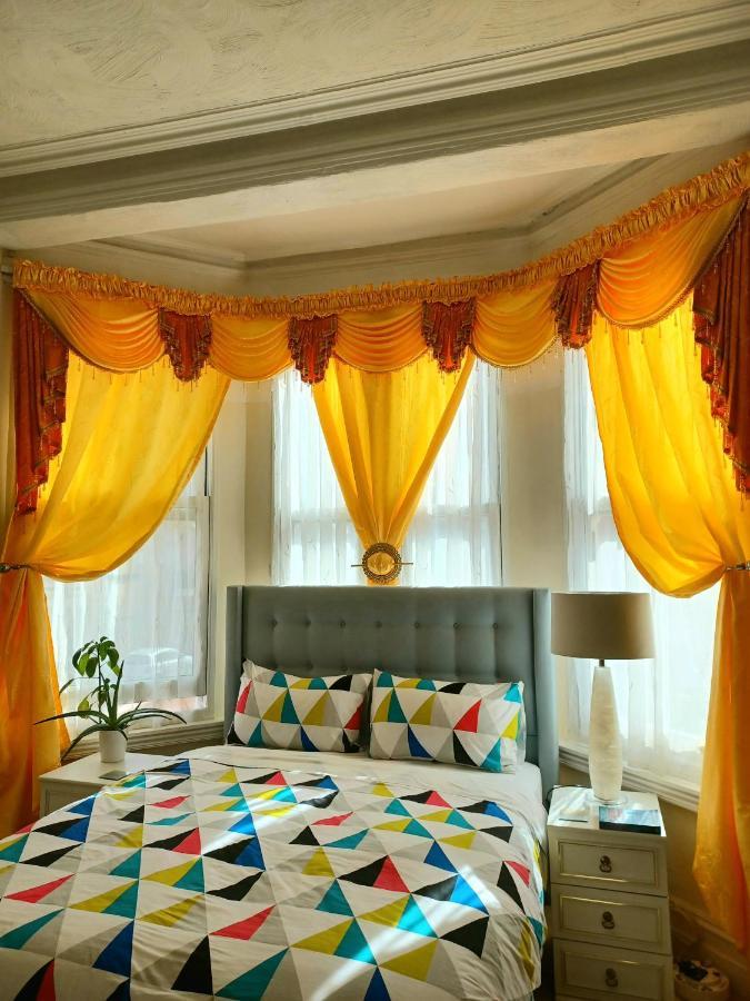 Gabriel Guesthouse Rhyl Esterno foto