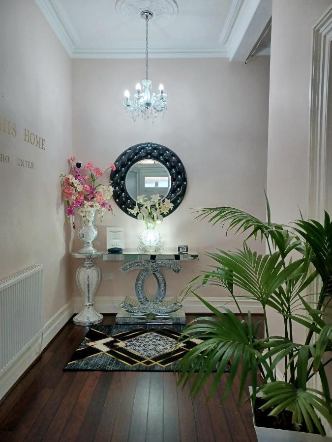 Gabriel Guesthouse Rhyl Esterno foto