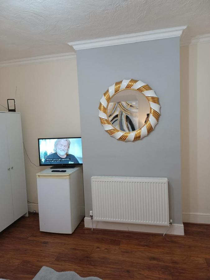 Gabriel Guesthouse Rhyl Esterno foto